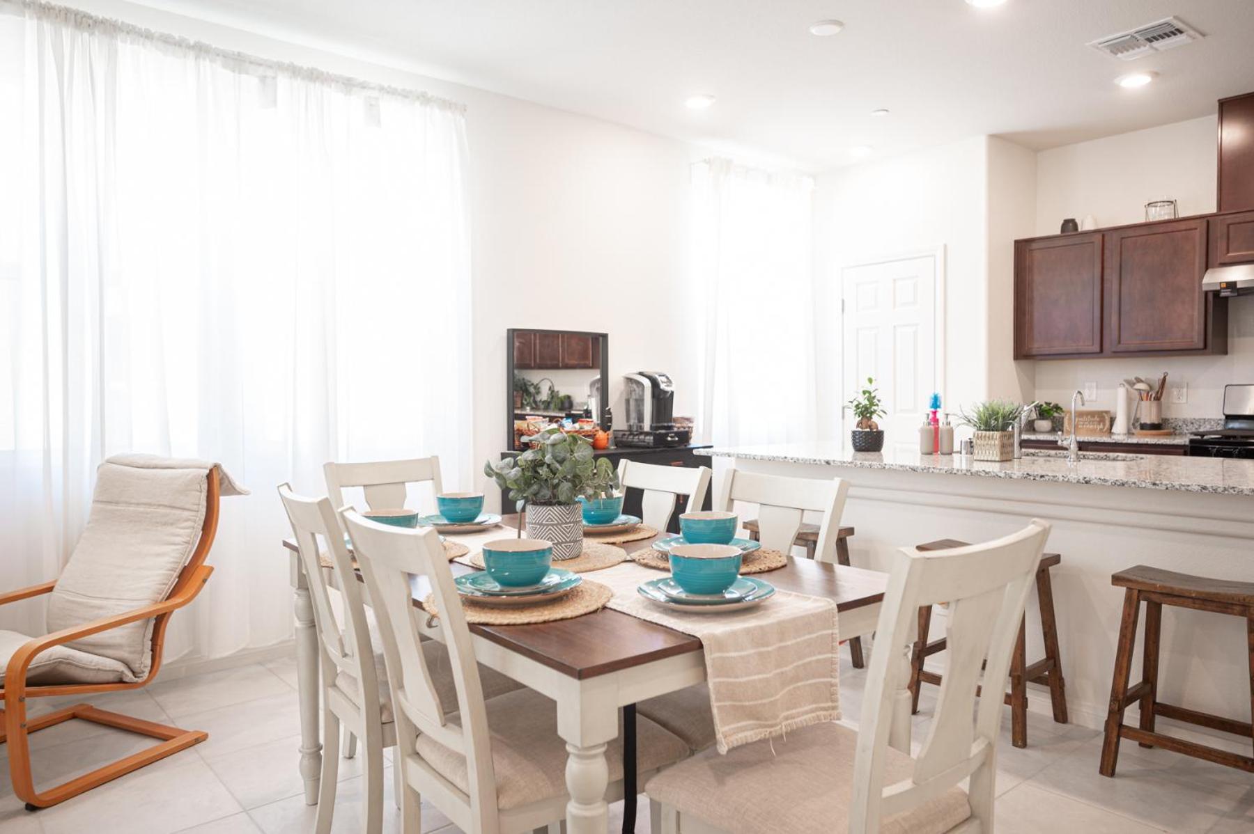 Beautiful Brand New 2 Bedroom Vegas Home! Fits 12 Or More,15-20 Minutes From Lv Strip Las Vegas Eksteriør bilde