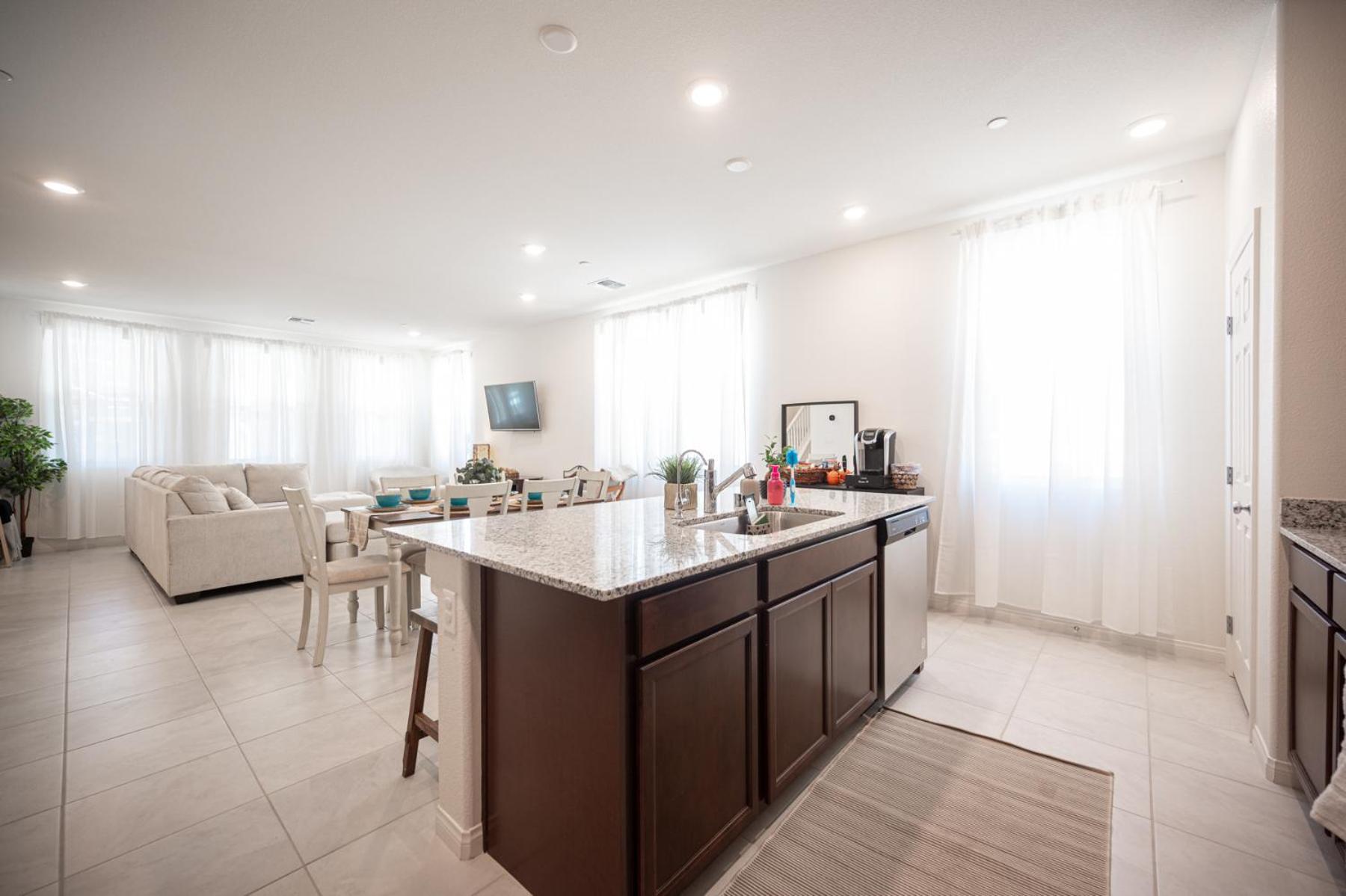 Beautiful Brand New 2 Bedroom Vegas Home! Fits 12 Or More,15-20 Minutes From Lv Strip Las Vegas Eksteriør bilde