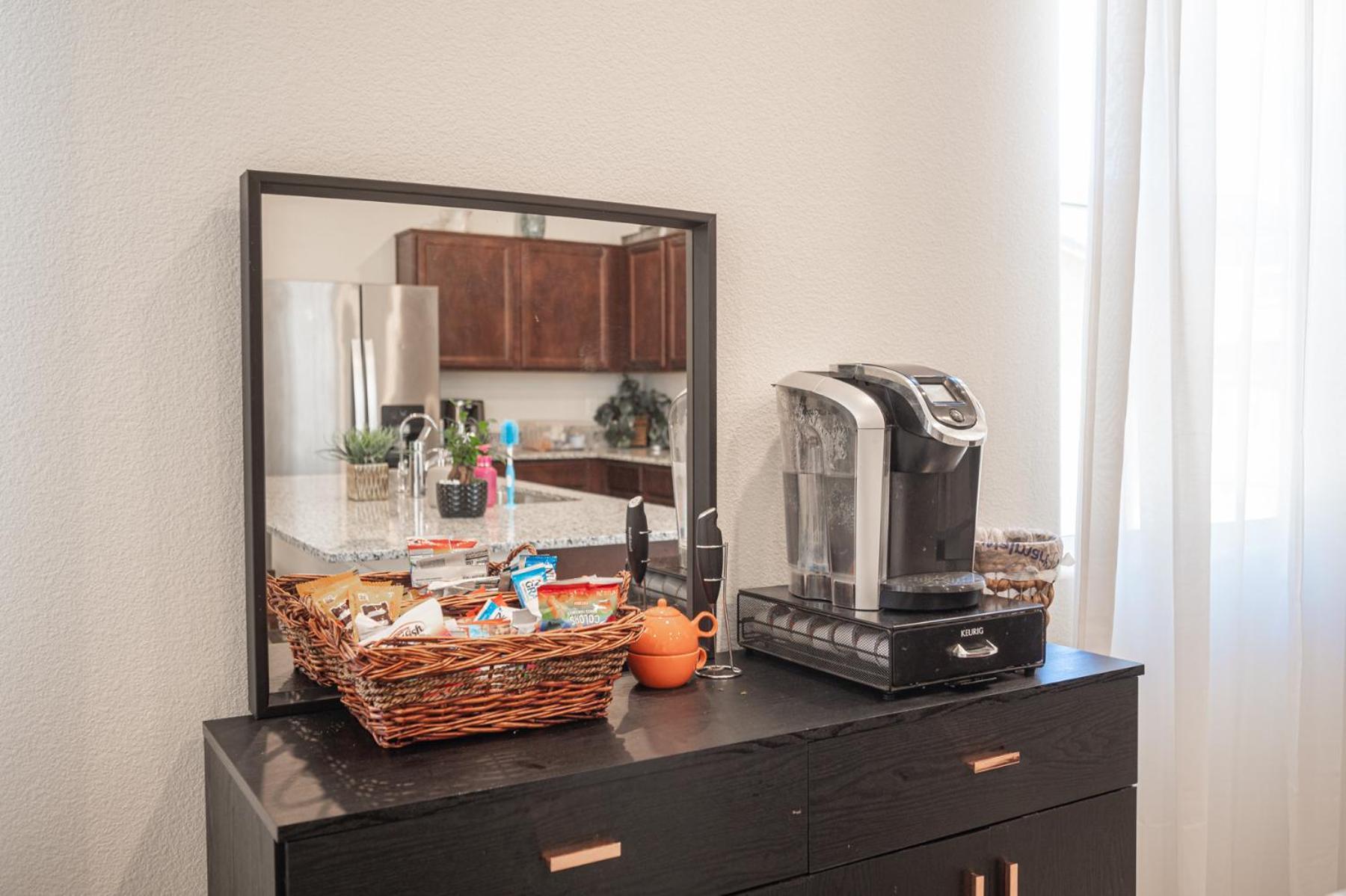 Beautiful Brand New 2 Bedroom Vegas Home! Fits 12 Or More,15-20 Minutes From Lv Strip Las Vegas Eksteriør bilde